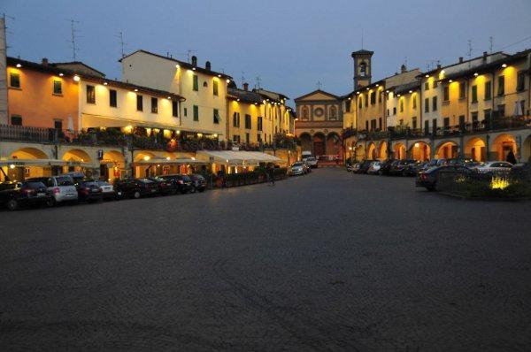 Apartment Piazza Matteotti Greve in Chianti Zewnętrze zdjęcie